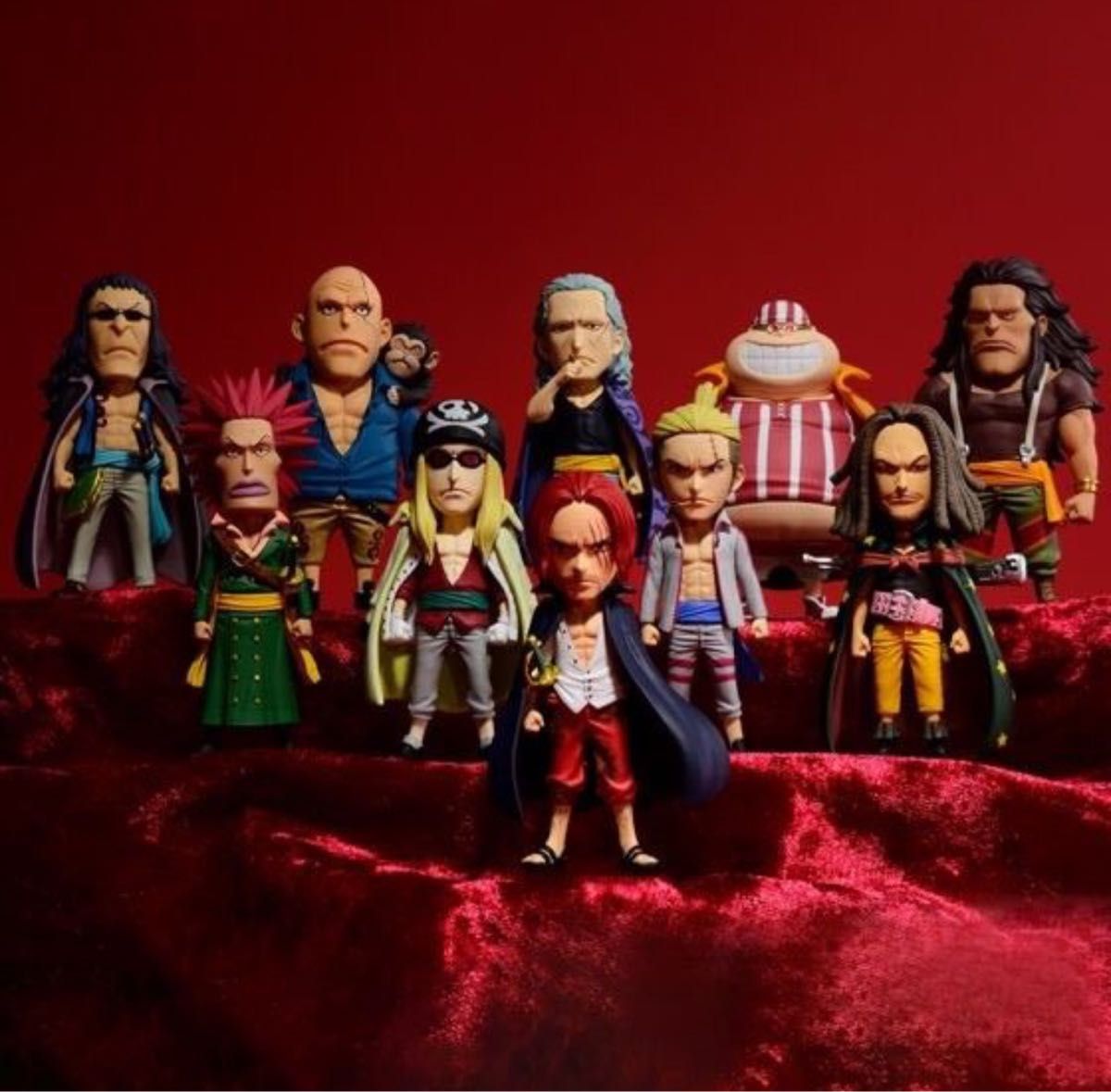 ONE PIECE FILM RED ワールドコレクタブルフィギュア 赤髪海賊団