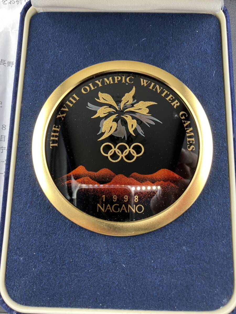 希少・額装品】1998年 長野オリンピック 1周年記念 白馬 ピンバッジ