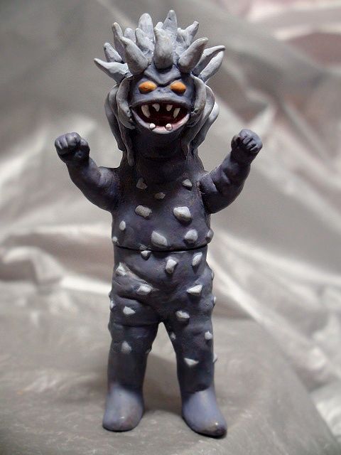 Yahoo!オークション - シルバー仮面 ④ 怪獣 ソフビ人形 ボルト星人 19