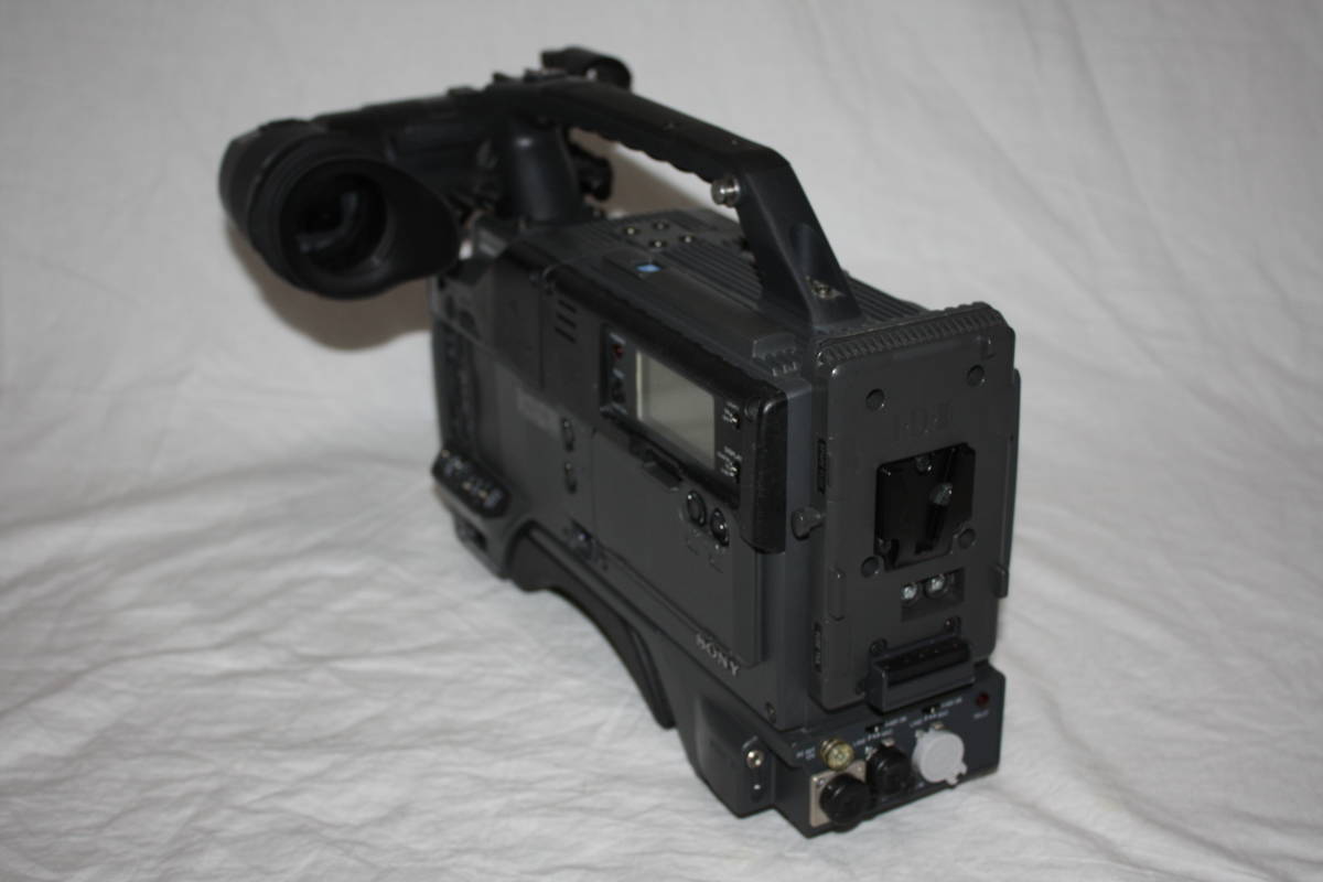Yahoo!オークション - SONY DSR-130(DXC-D30+DSR-1) 完動品 業務用ショ