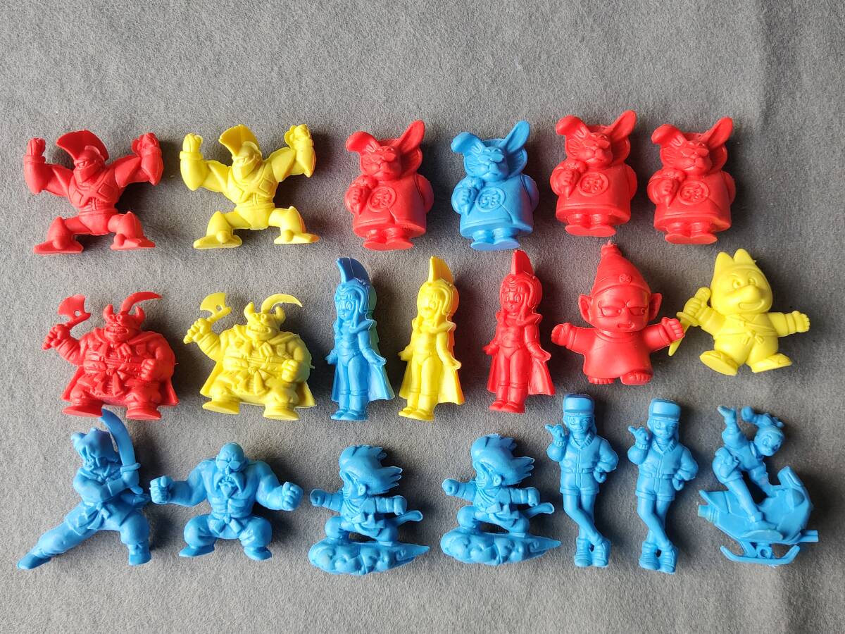 Yahoo!オークション - ドラゴンボール 塩ビ人形 20体まとめて（ダブリ