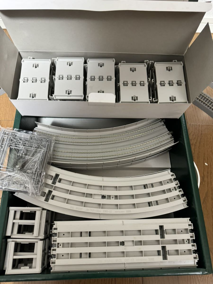 Yahoo!オークション - KATO Nゲージ 20-840 複線高架線路セット 鉄道模