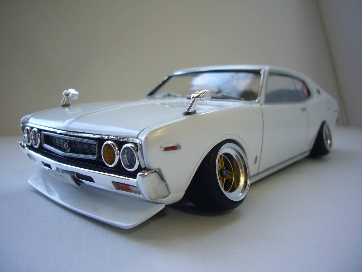 Yahoo!オークション - 旧車 130ローレルSGX ブタケツ アオシマ製 1/24