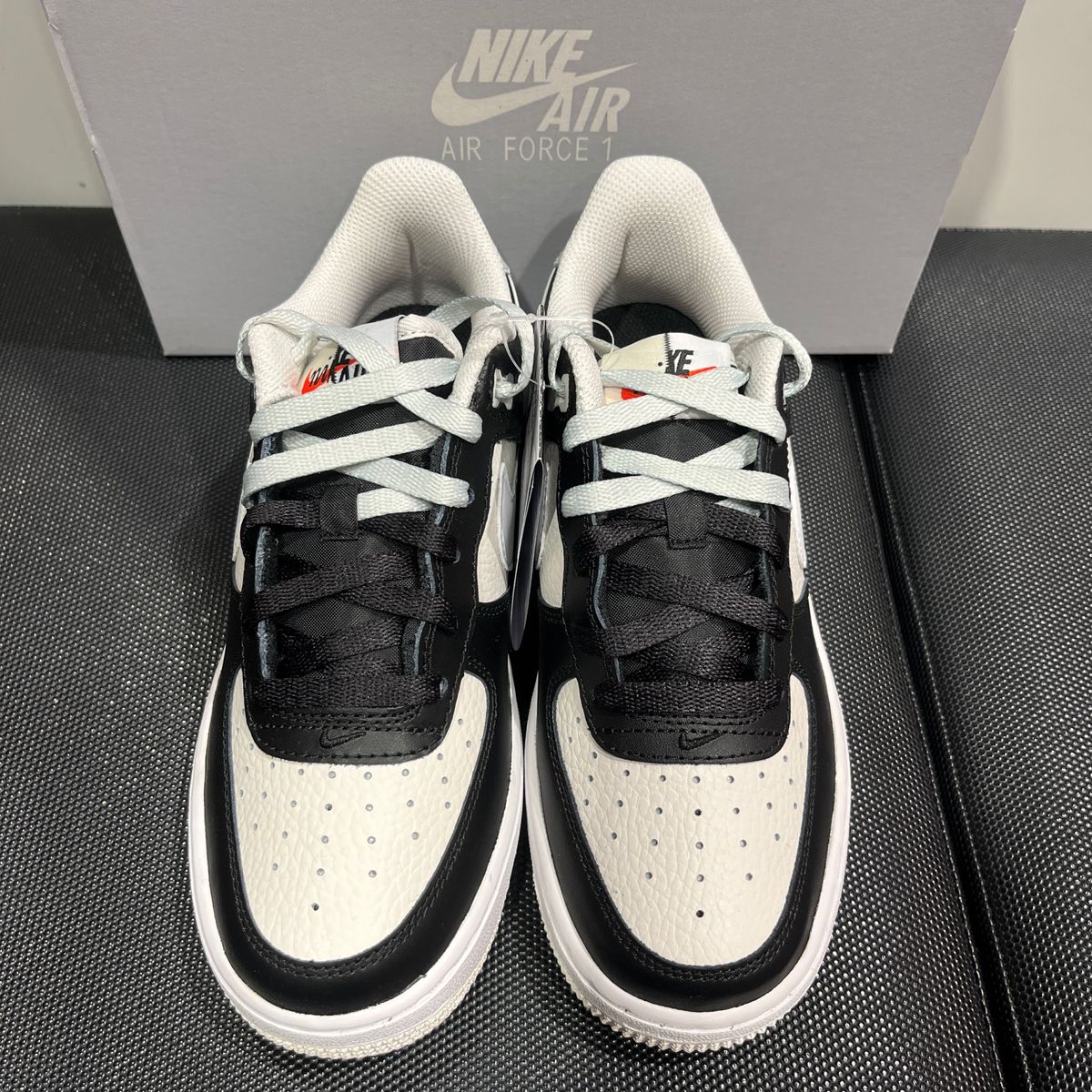 NIKE AIR FORCE 1 LV8 (GS) 24 5cm｜Yahoo!フリマ（旧PayPayフリマ）