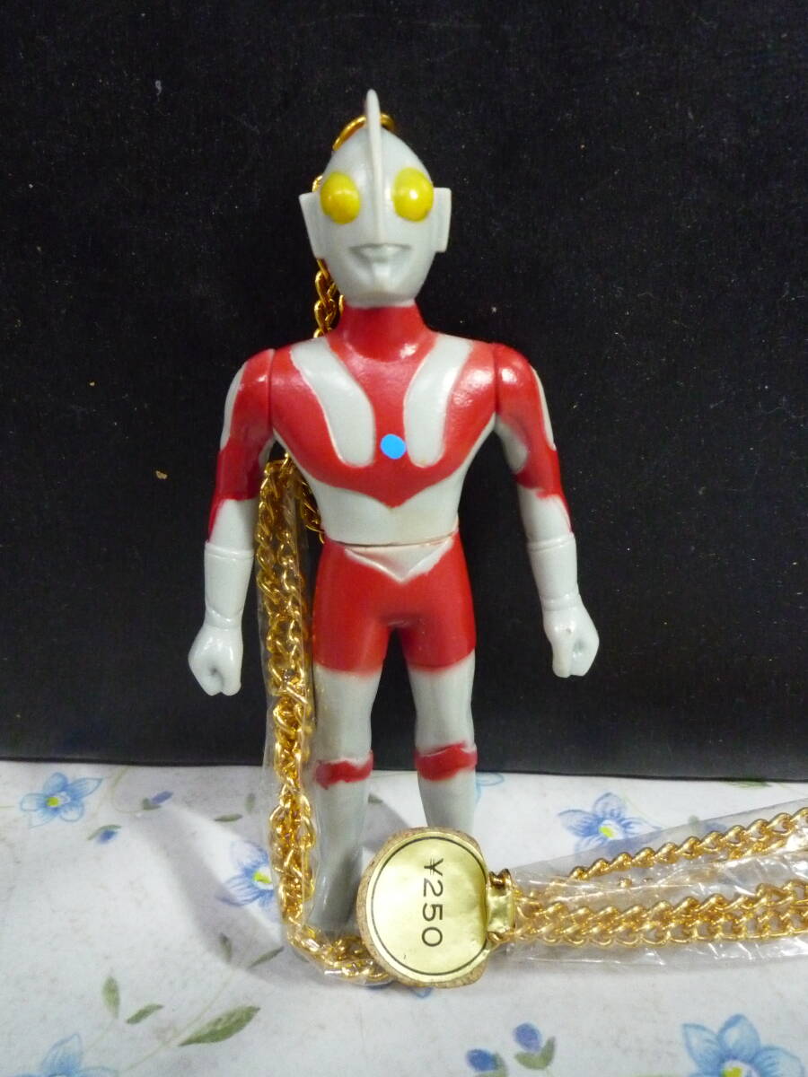 Yahoo!オークション - ビンテージソフビ ウルトラマン ペンダント ポピ