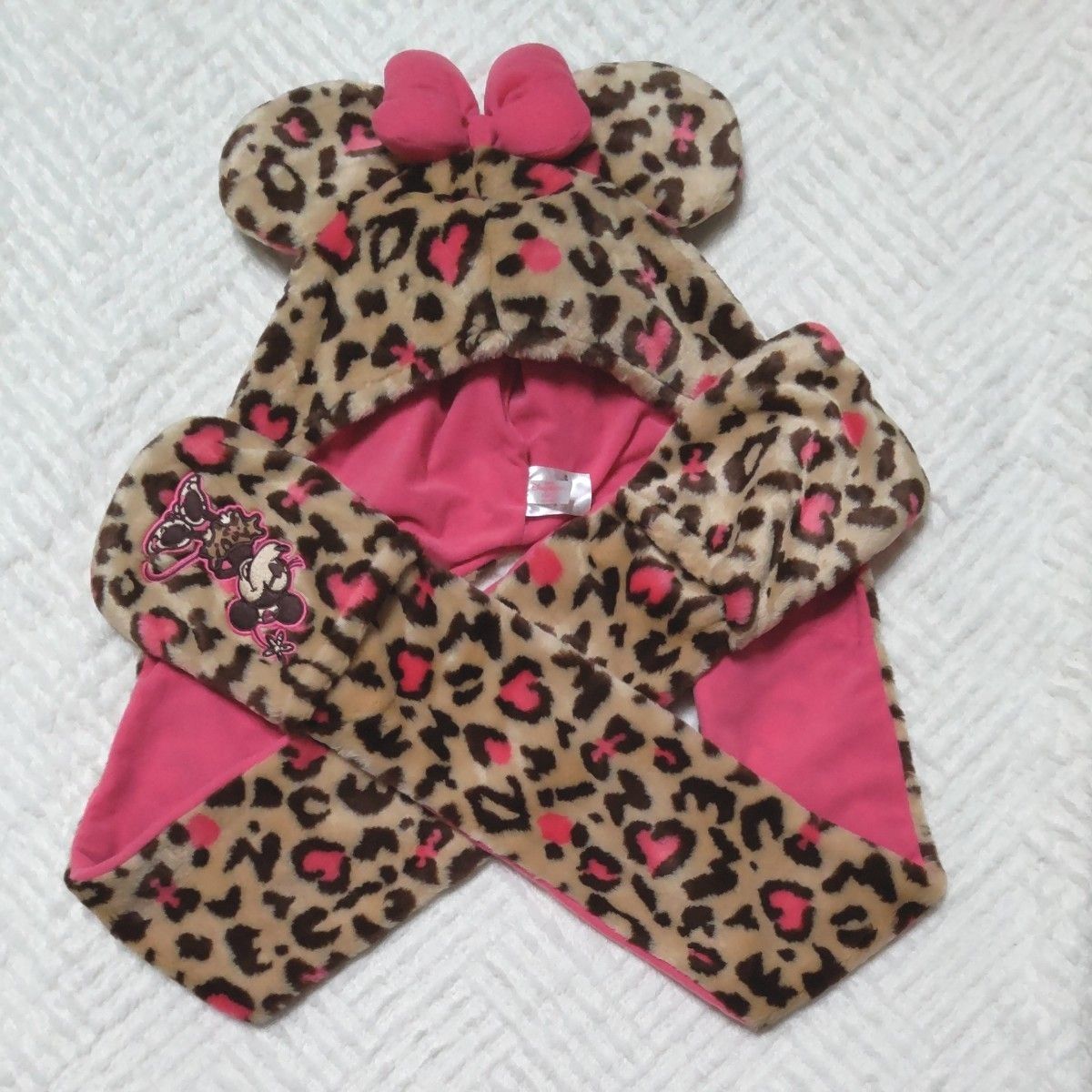 ディズニー ミニーちゃん ファンキャップ 手袋付マフラー ヒョウ柄