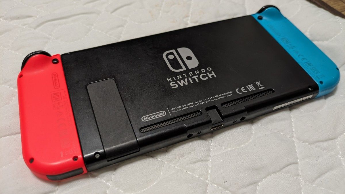美品】Nintendo Switch 本体＆おまけ(ガラスフィルム プロコン ポーチ