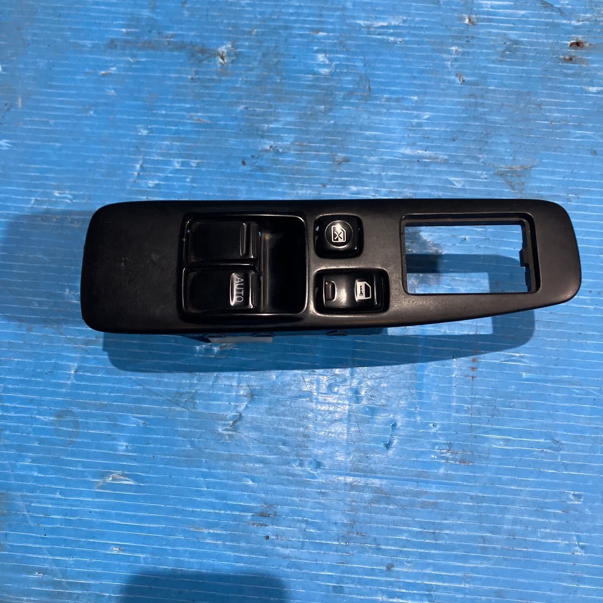 Yahoo!オークション - 送料無料 S15 シルビア パワーウィンドウスイッ