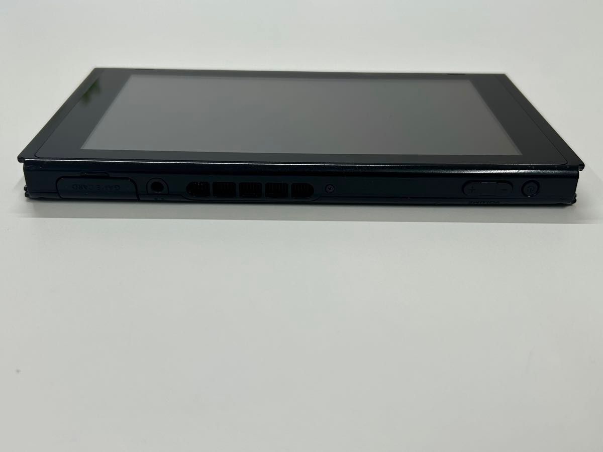 任天堂スイッチ Switch 本体のみ 2018年製 動作品【管理No 12308149