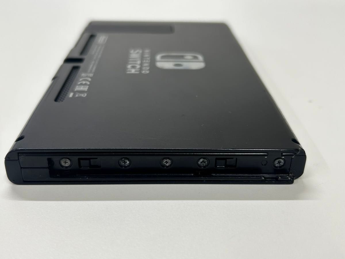 任天堂スイッチ Switch 本体のみ 2018年製 動作品【管理No 12308149