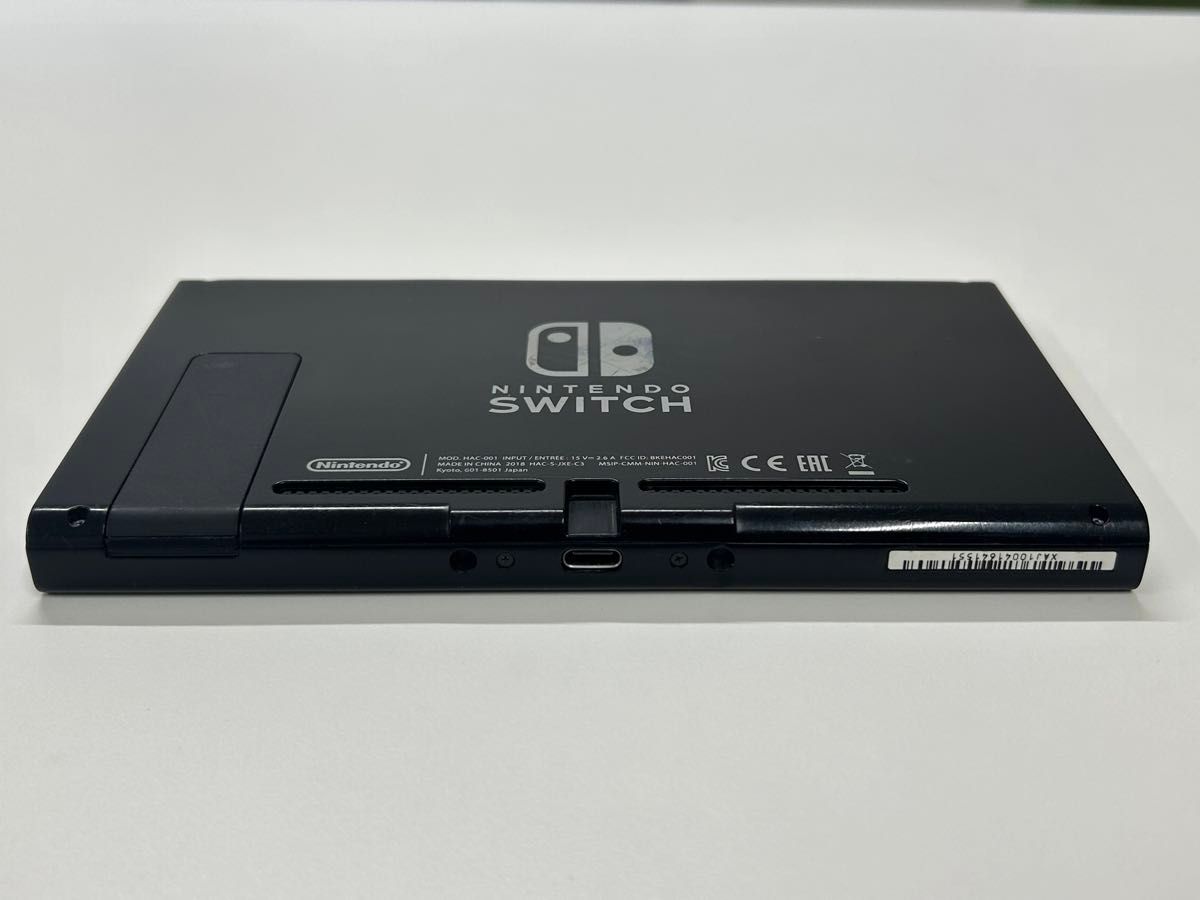任天堂スイッチ Switch 本体のみ 2018年製 動作品【管理No 12308149
