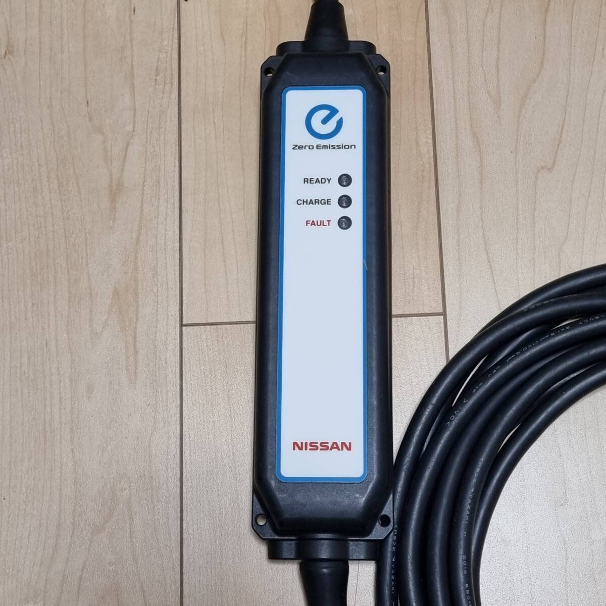 日産リーフ サクラ アリア 充電ケーブル 29690 3NK5E AZE0 ZE1 E-NV200