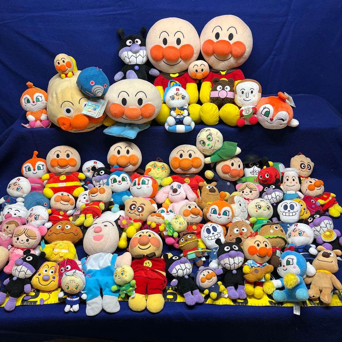 Yahoo!オークション - アンパンマン 大量 ぬいぐるみ セット まとめて