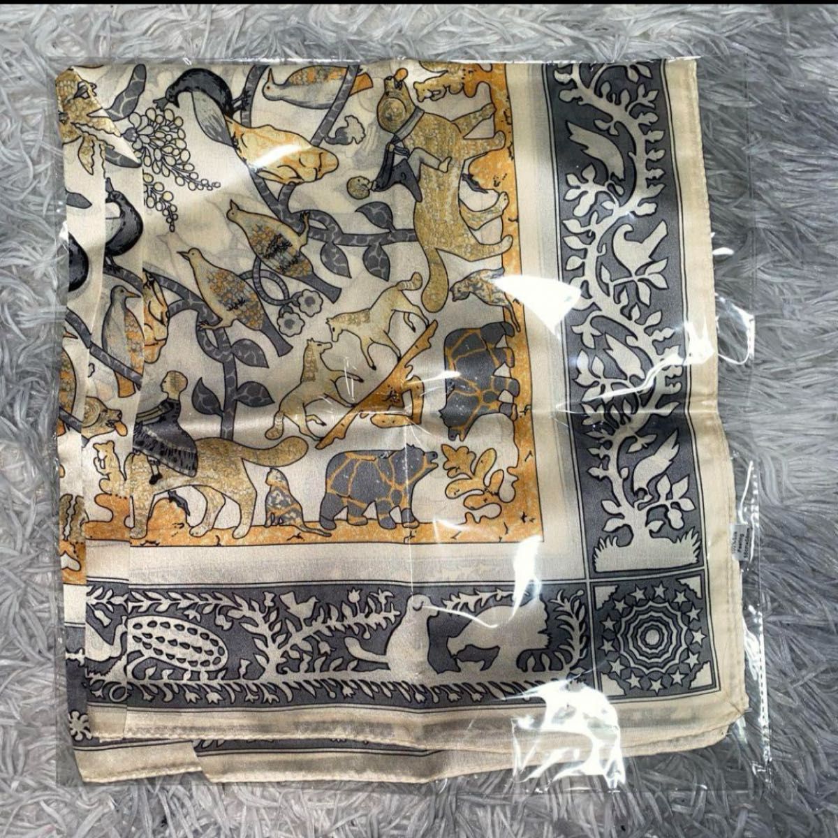 新品未使用 スカーフ100%silk fedling CHANELノベルティ｜Yahoo!フリマ