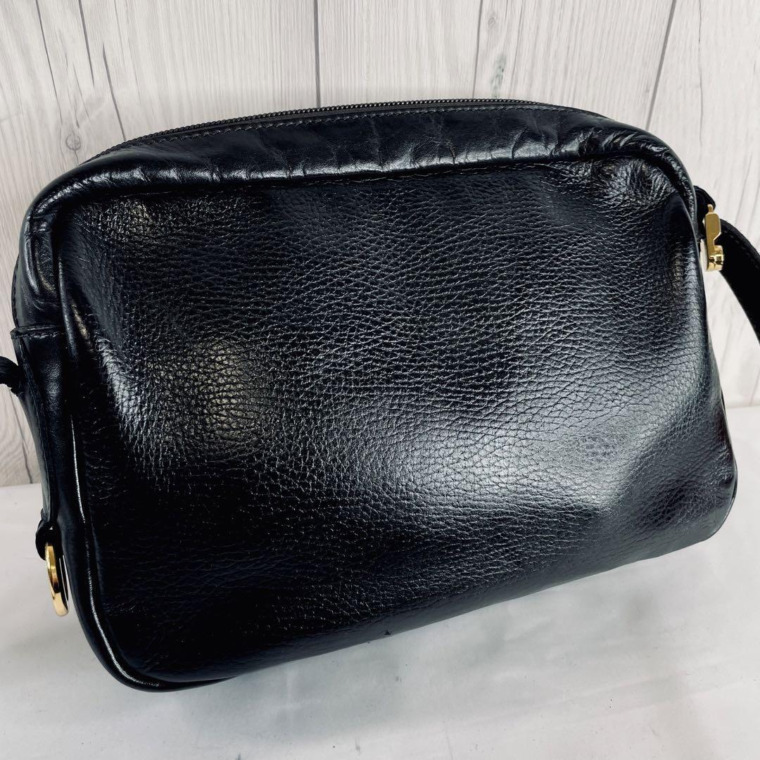 美品 LOEWE ロエベ アナグラム レザー ショルダーバッグ レザー 黒