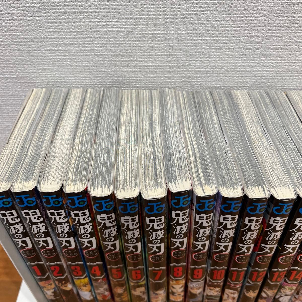 鬼滅の刃1～23巻全巻＋ファンブック2巻＋外伝1巻｜Yahoo!フリマ（旧