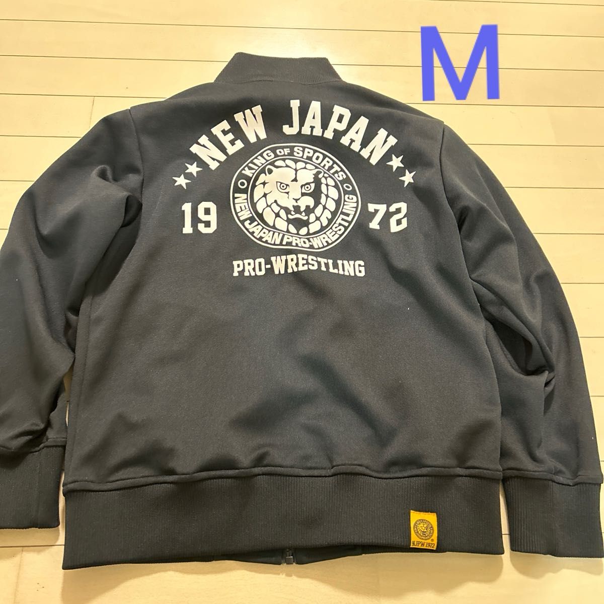 新日本プロレス ジャージ 1972 サイズ M｜Yahoo!フリマ（旧PayPayフリマ）