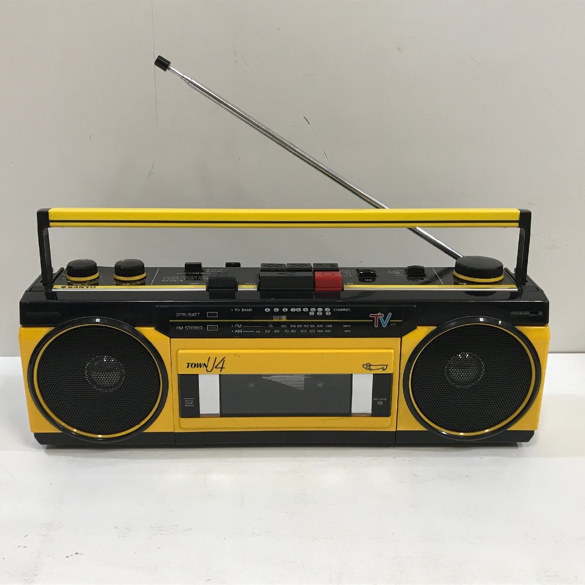 Yahoo!オークション - SANYO ラジカセ TOWN U4 《ラジオは可・カセット
