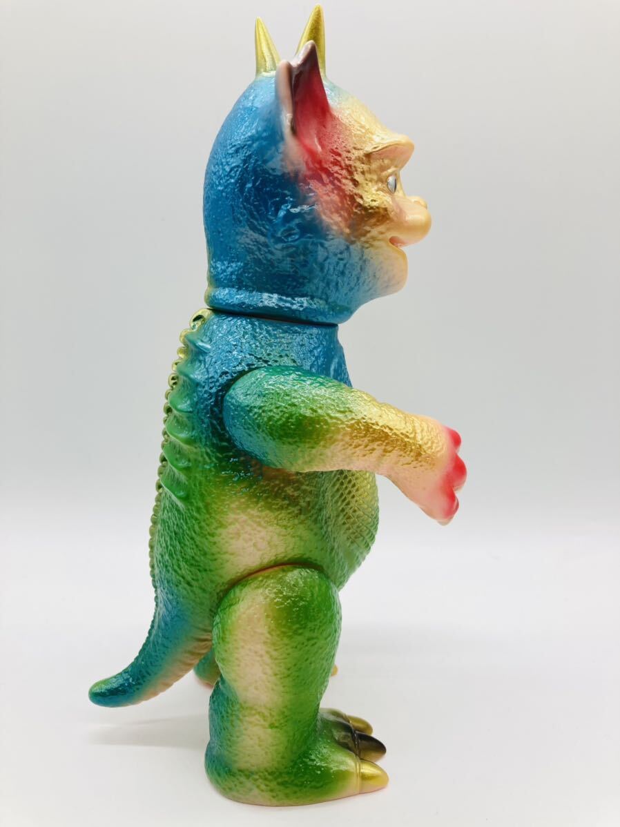 Yahoo!オークション - 珍色 zollmen ソフビ 食いしん坊怪獣 マンチー