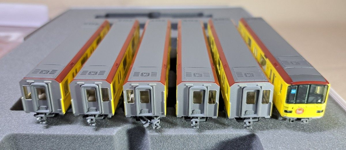 ROUNDHOUSE【10-927】東京メトロ 銀座線01系 地下鉄開通80周年記念号