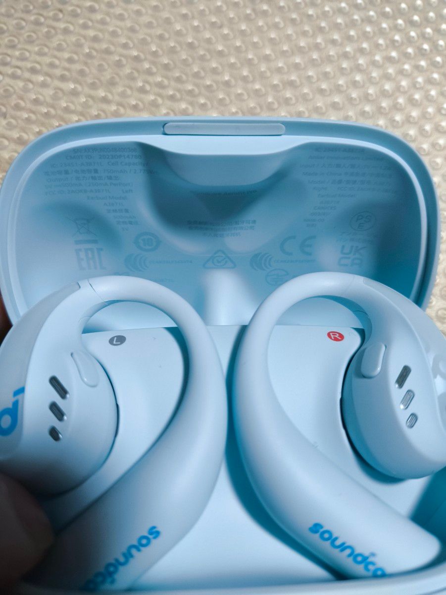 Anker Soundcore AeroFit Pro ライトブルー Amazon.com: Soundcore by