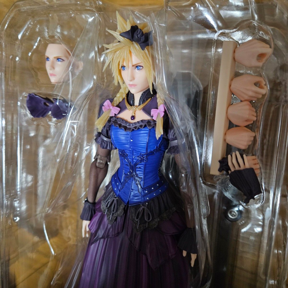 play arts改 ドレス クラウド フィギュア FINAL FANTASY VII リメイク