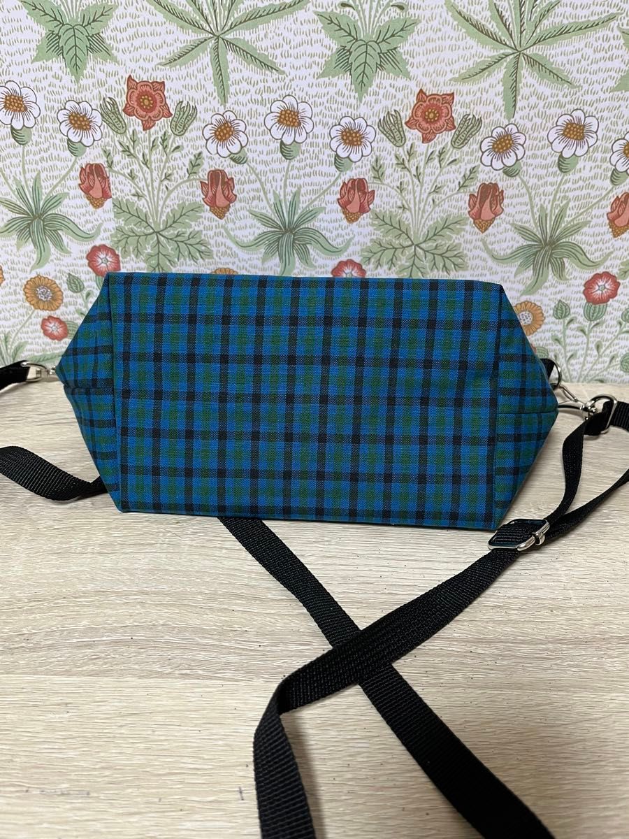 ファミリアチェック ブルー ショルダーバッグ 長財布 長財布が入る