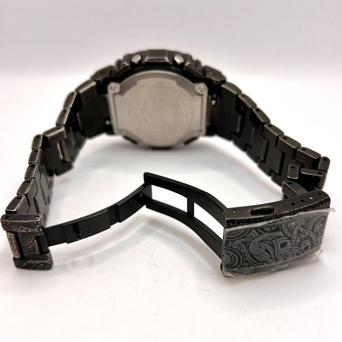 新品 G-SHOCK GW-B5600フルメタルカスタム ペイズリー柄 新品