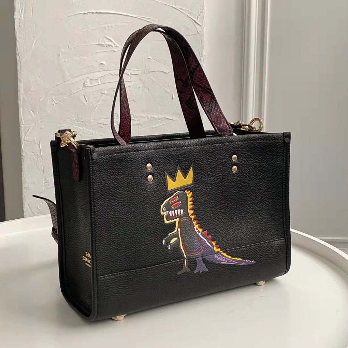 Yahoo!オークション - 新作 COACH コーチ トートバッグハンドバッグ シ