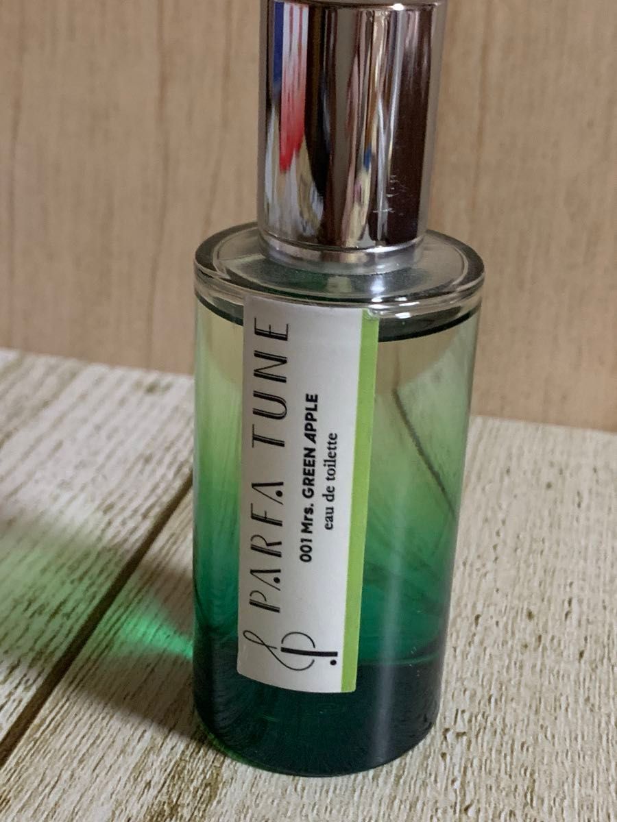 ほぼ未使用品】パルファチューン Mrs GREEN APPLE オードトワレ 50ml
