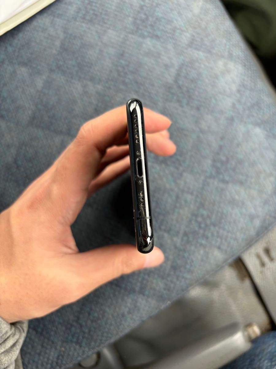 iPhone Xs SIMフリー SIMロック解除 256GB 画面割れあり ジャンク扱い