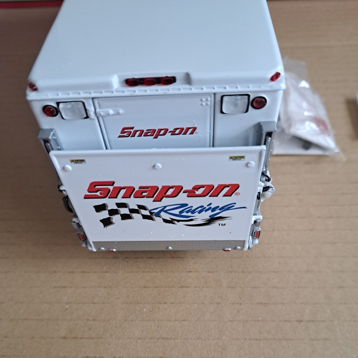 自動車 Snap-on MT-55 Freightliner 1/64 Snap-on MT-55 Freightliner 1/64