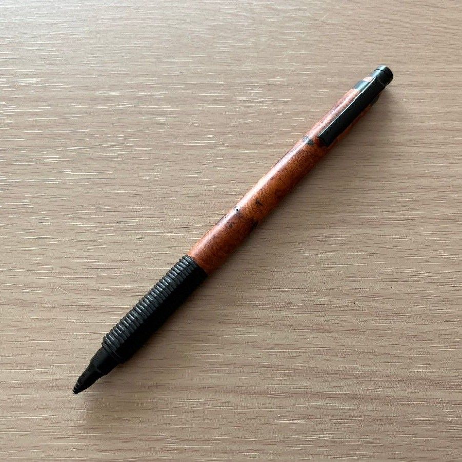 ぺんてる オレンズネロ 0 3 花梨瘤 花梨こぶ 木軸 杢軸 カスタム