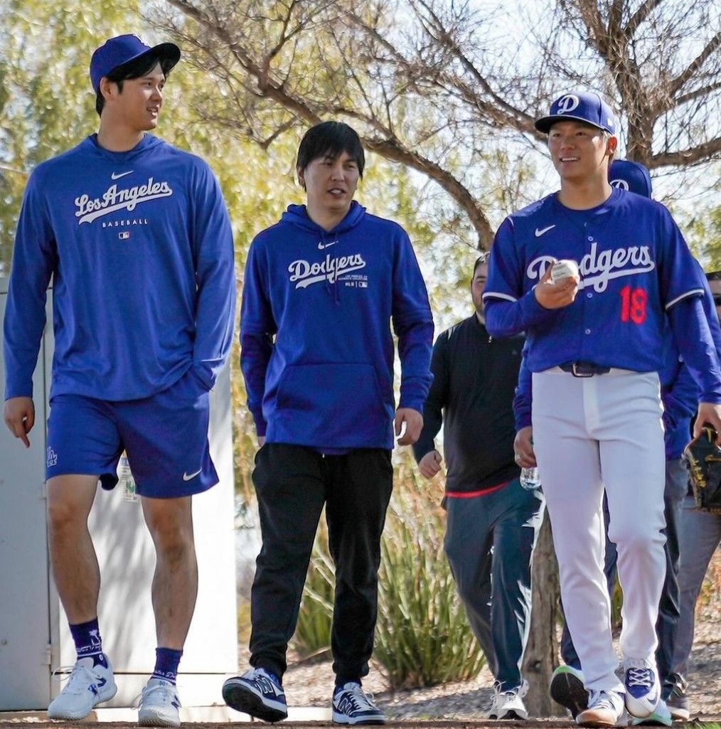 大谷翔平 ロサンゼルス ドジャース パーカー サイズM オーセンティック