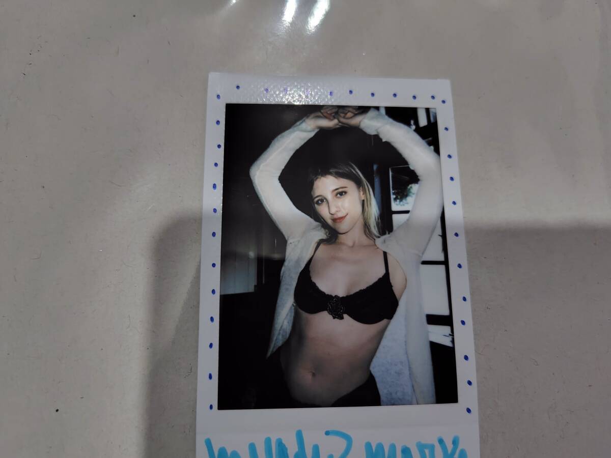 Yahoo!オークション - メロディー・雛・マークス サイン入りチェキ ビ