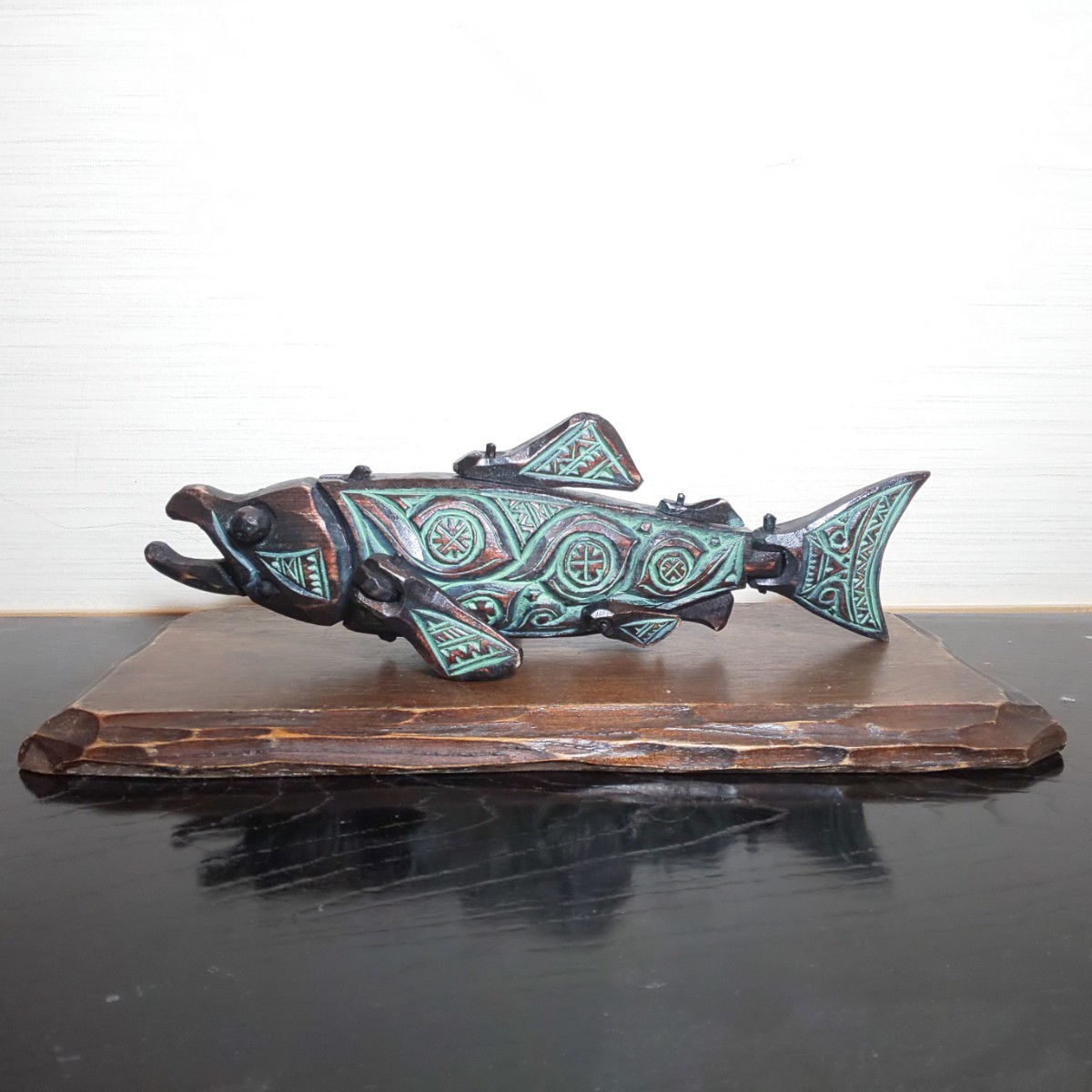 Yahoo!オークション - 送料無料 木彫り 丸彫り 阿部紀男作 「雄鮭」