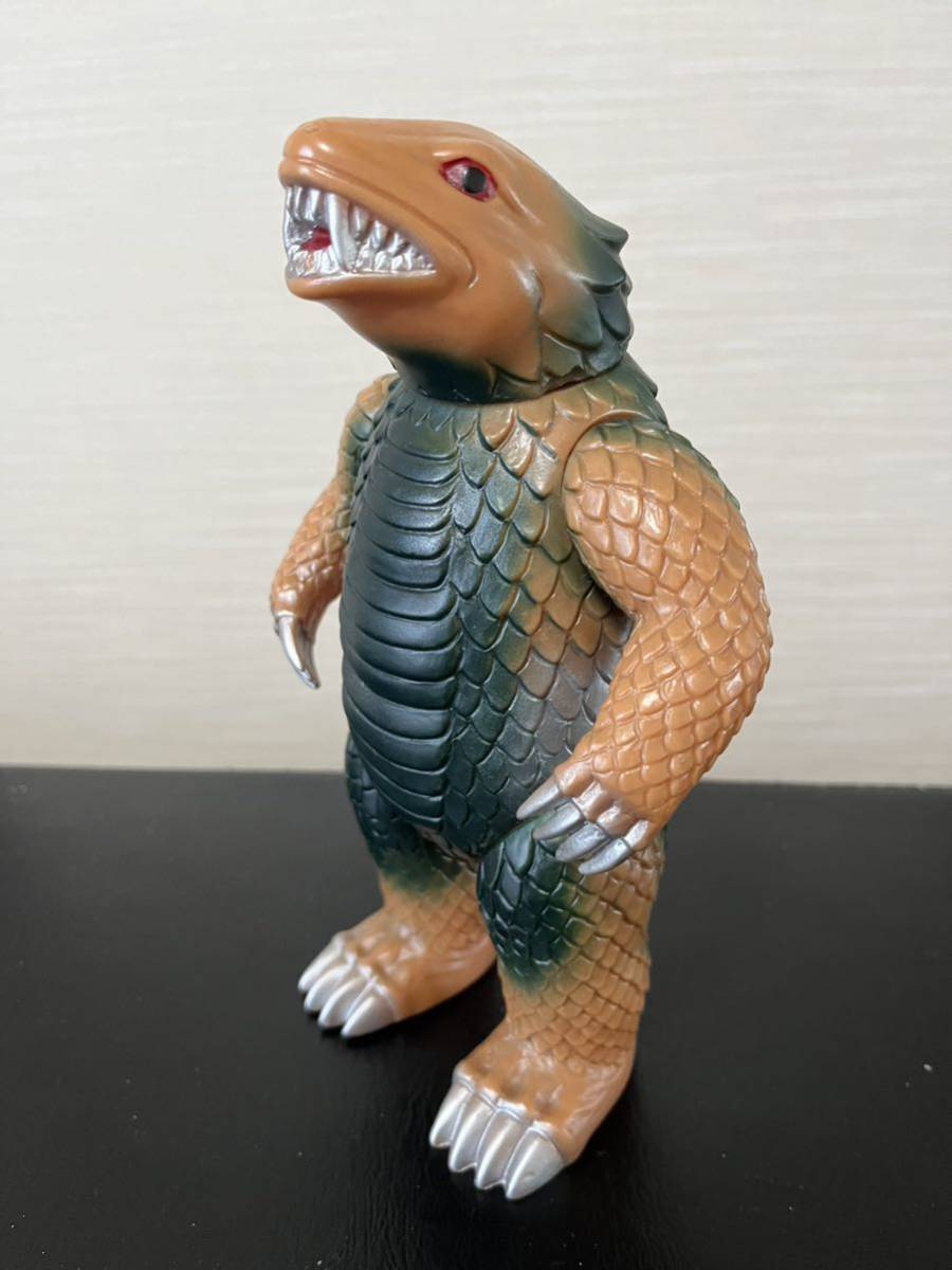 Yahoo!オークション - ブルマァク マグマ大使 モグネス 当時物 ソフビ