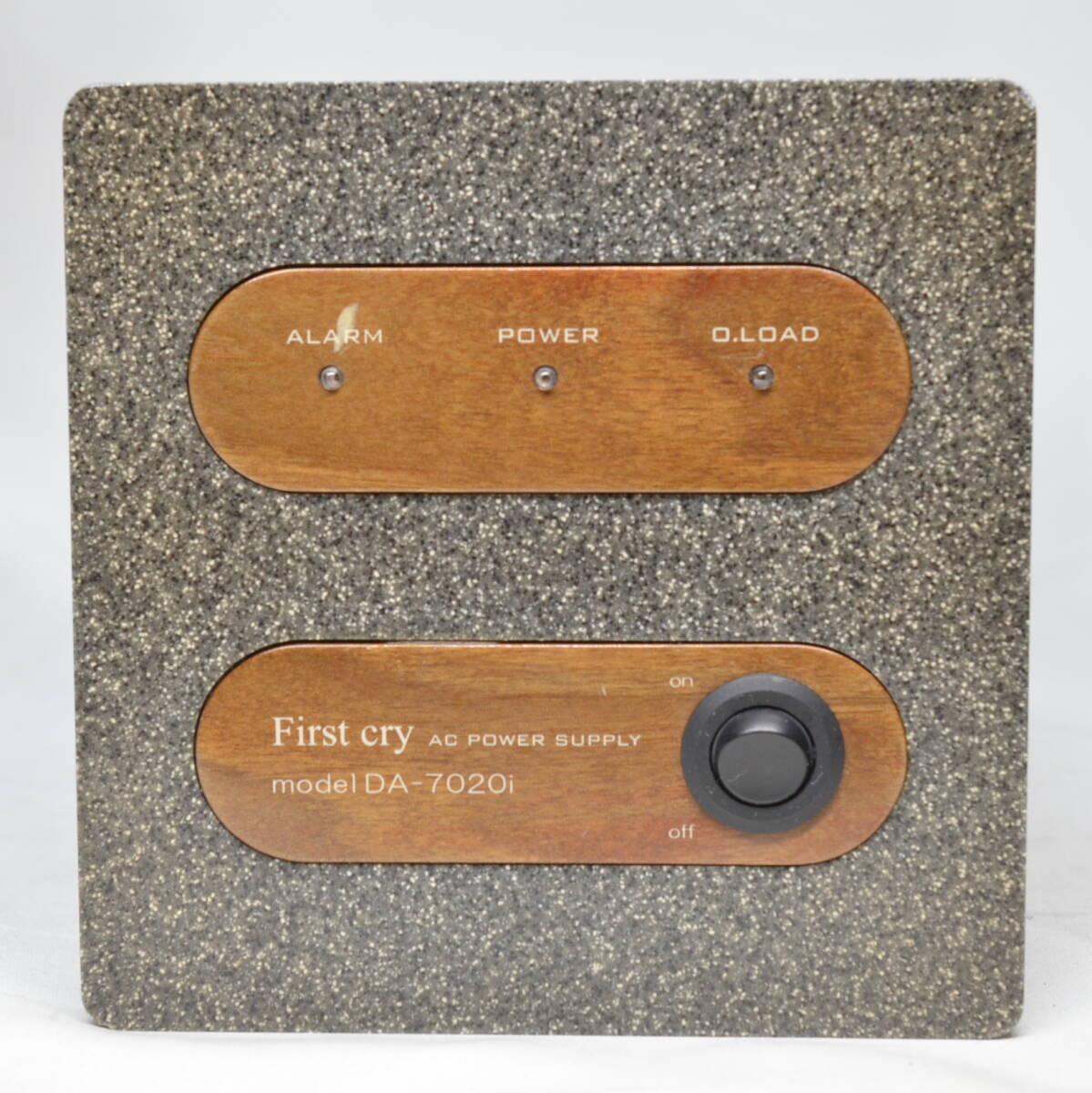 光城精工製クリーン電源 First Cry DA-7020i