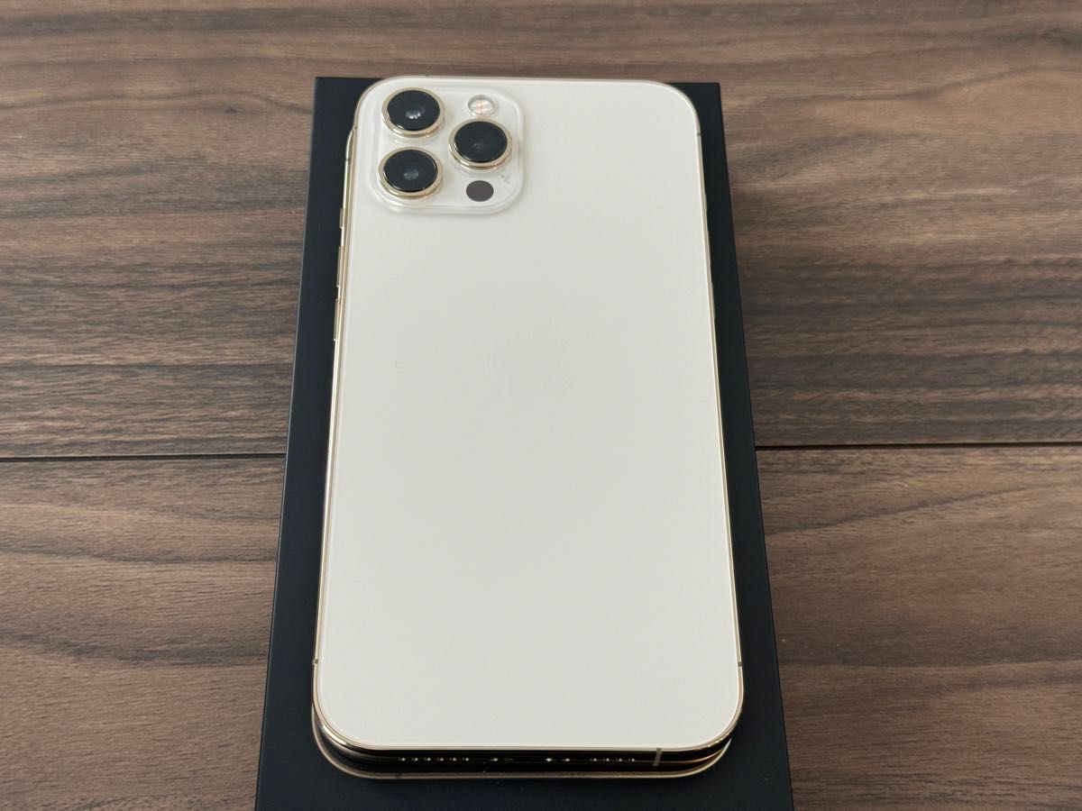 美品 iPhone12 Pro Max Gold 256GB Appleストア一括購入品 新品ガラス