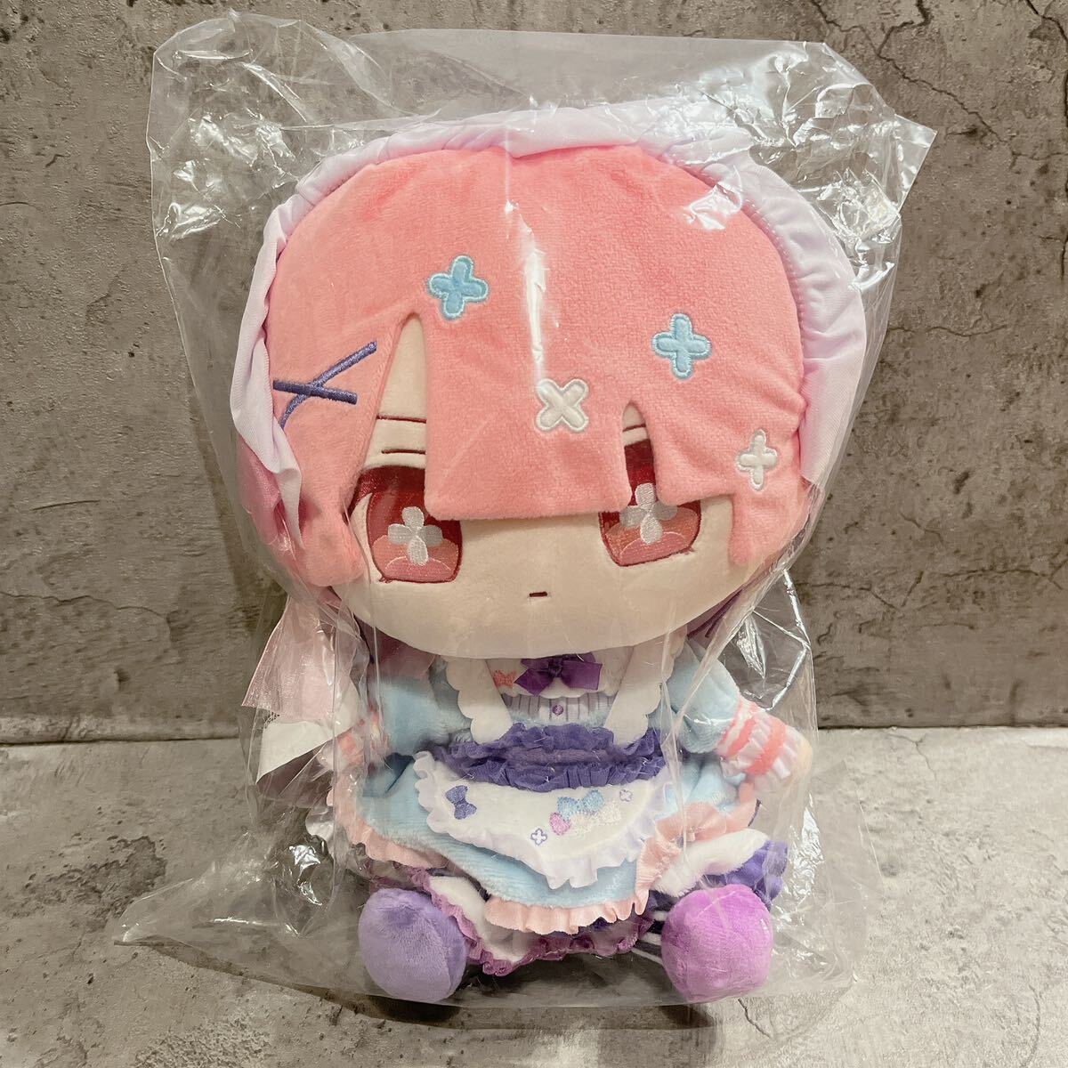 新品 Re ゼロから始める異世界生活 リゼロ ふわかわロリータ レム ラム