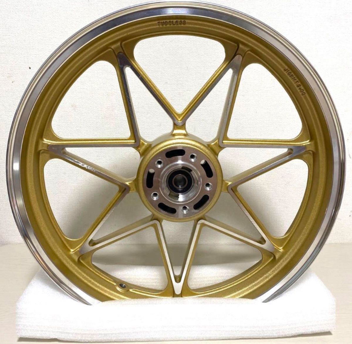 ゼファー1100 キャスト ホイール ゴールドセブン /金 前後18インチ