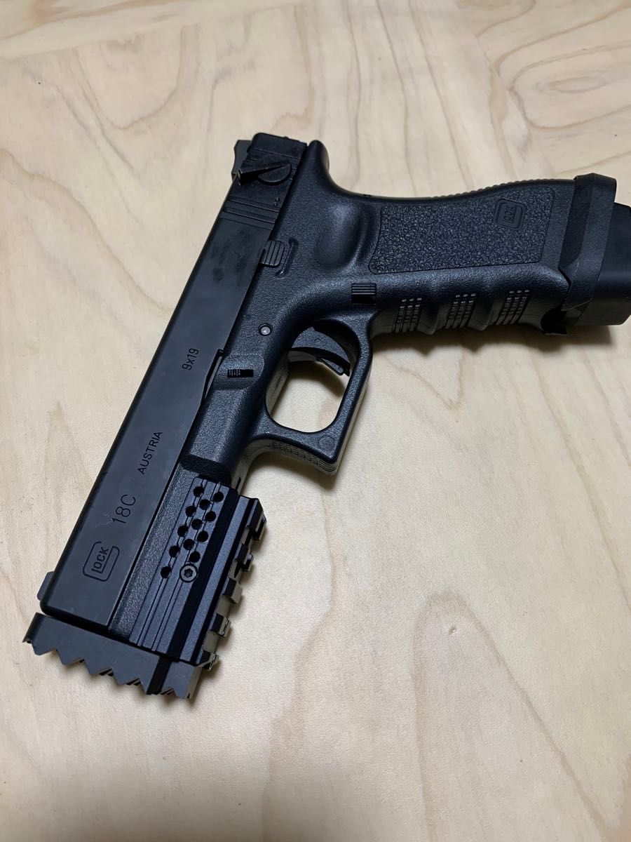 東京マルイ グロック 18C フル/セミオート切替 ガスブローバック 外装