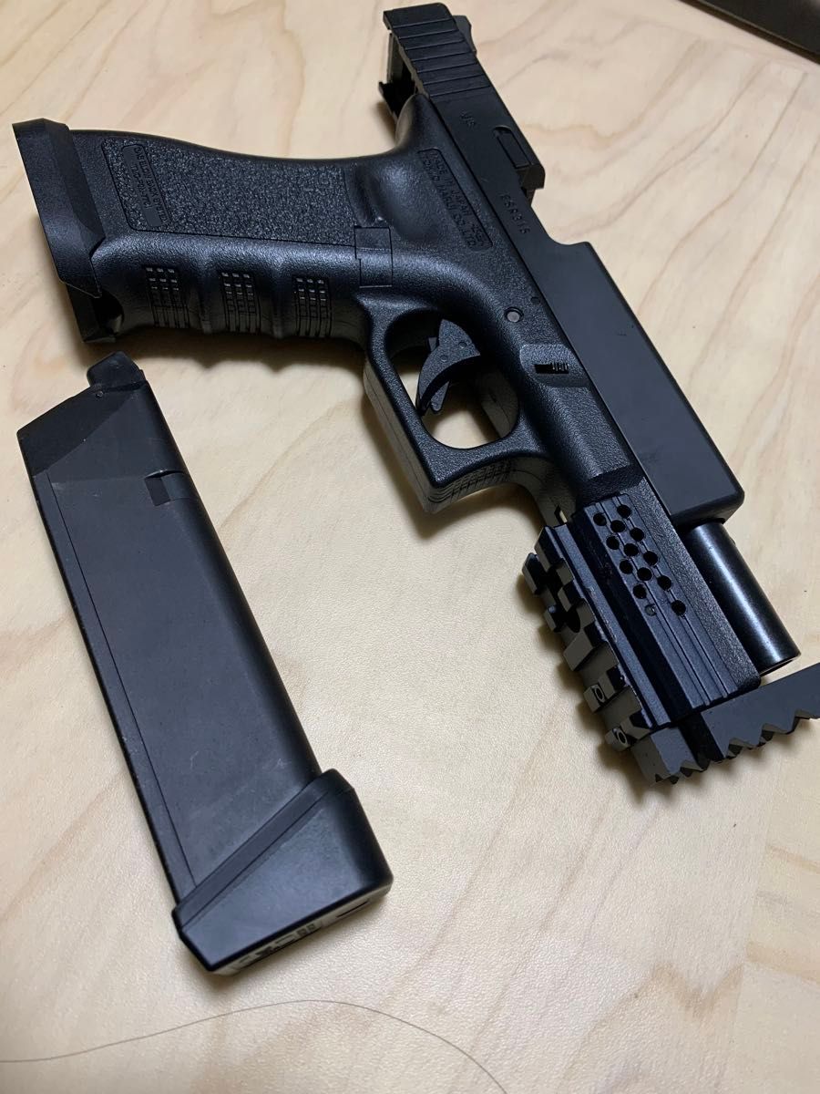 東京マルイ グロック 18C フル/セミオート切替 ガスブローバック 外装