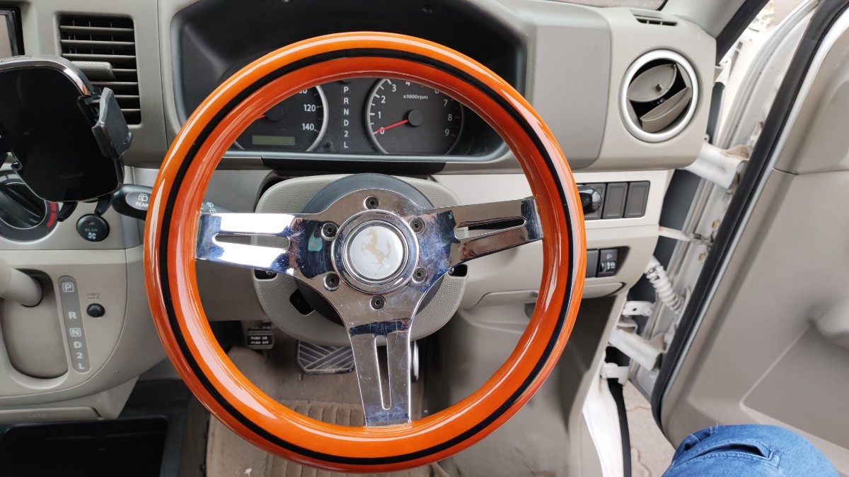 新品ウッドステアリング 小径29パイ MOMO NARDI OBA 旧車 新品 希少