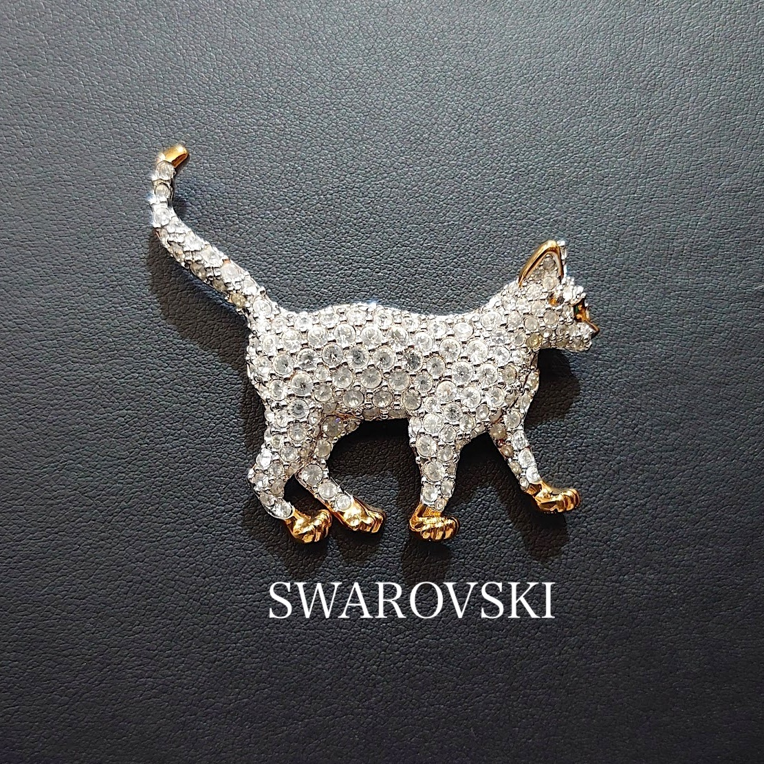 レア】SWAROVSKI スワロフスキー キャット ブローチ クリアストーン 猫