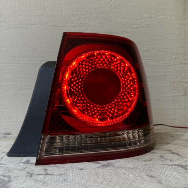 18系クラウン アスリート後期 テールランプ 18クラウン GRS184 GRS183