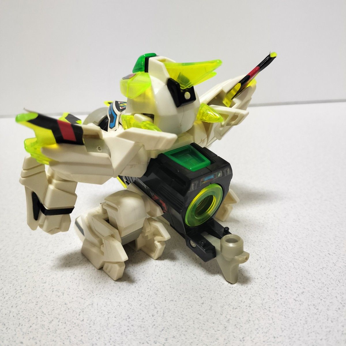 ビーダマン 爆外伝 vビーダアーマー クリスホワイター 箱説明書あり