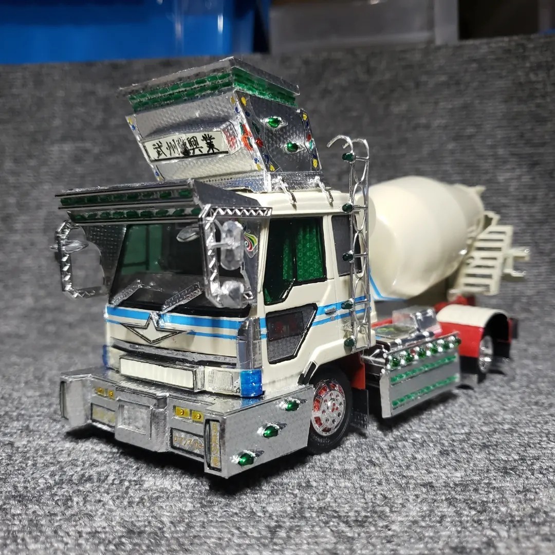 Yahoo!オークション - 1/32デコトラプラモデル完成品