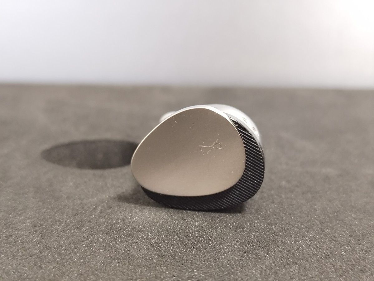 Melodic Artification eclipse 中古 チタン イヤホン liquid links 4