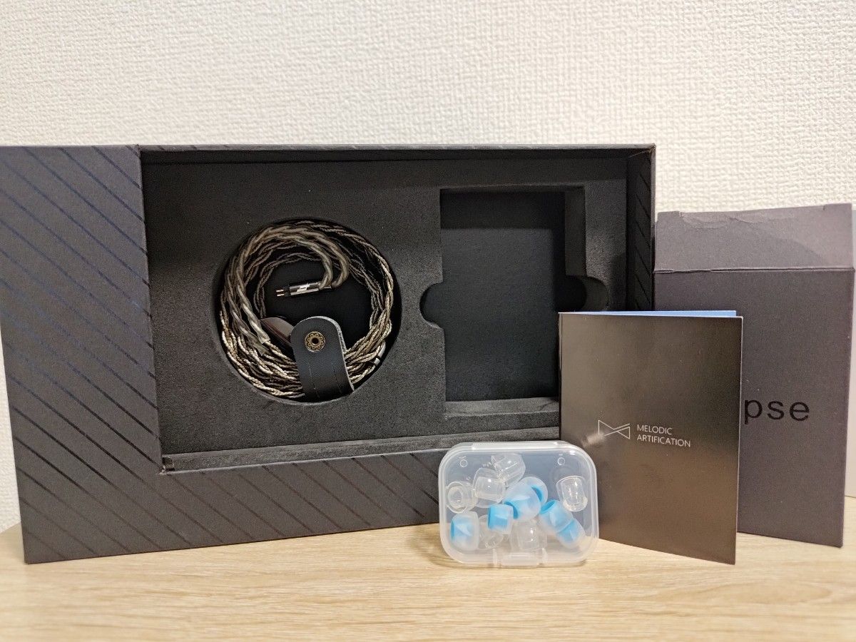 Melodic Artification eclipse 中古 チタン イヤホン liquid links 4